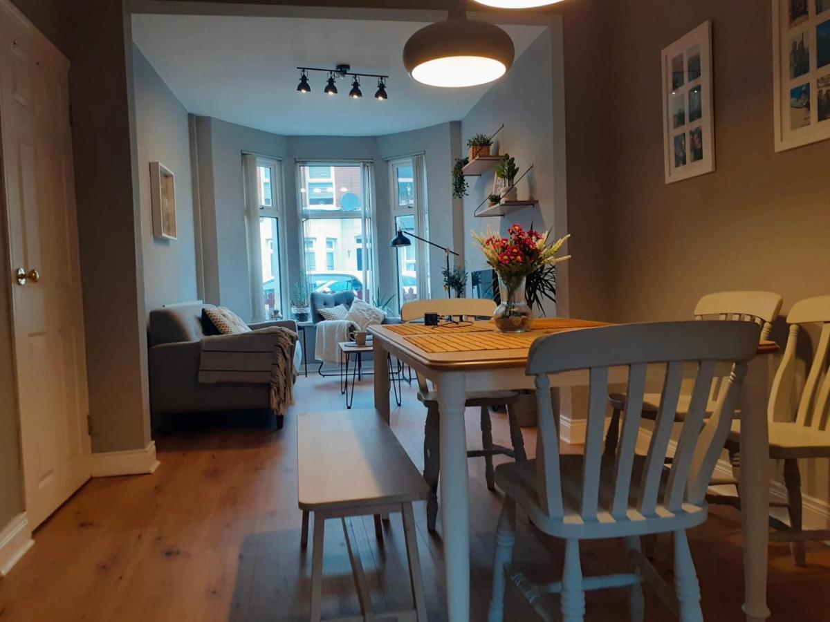 J&S Downtown Sky Attic House Appartement Belfast Buitenkant foto